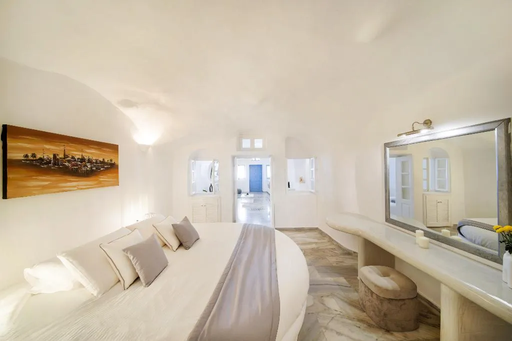 VILLA STANDARD Room, Pegasus Suites & Spa, Santorini