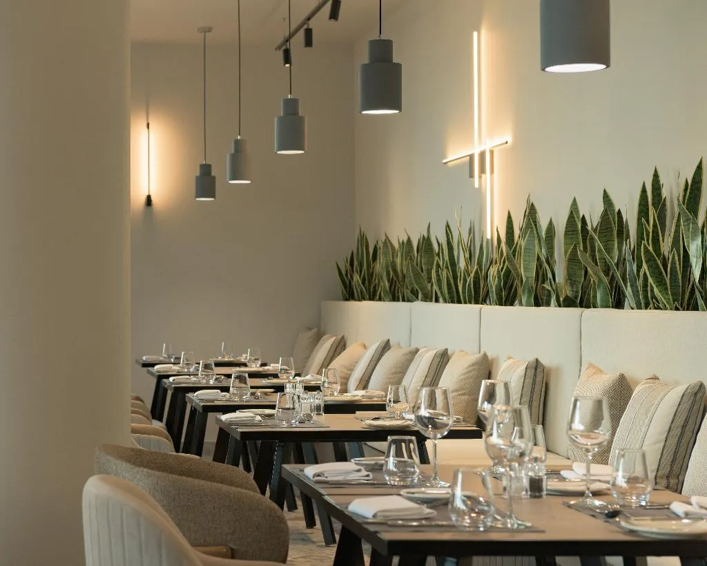 Restaurant, King Jason Zante – Designed For Adults, Zante
