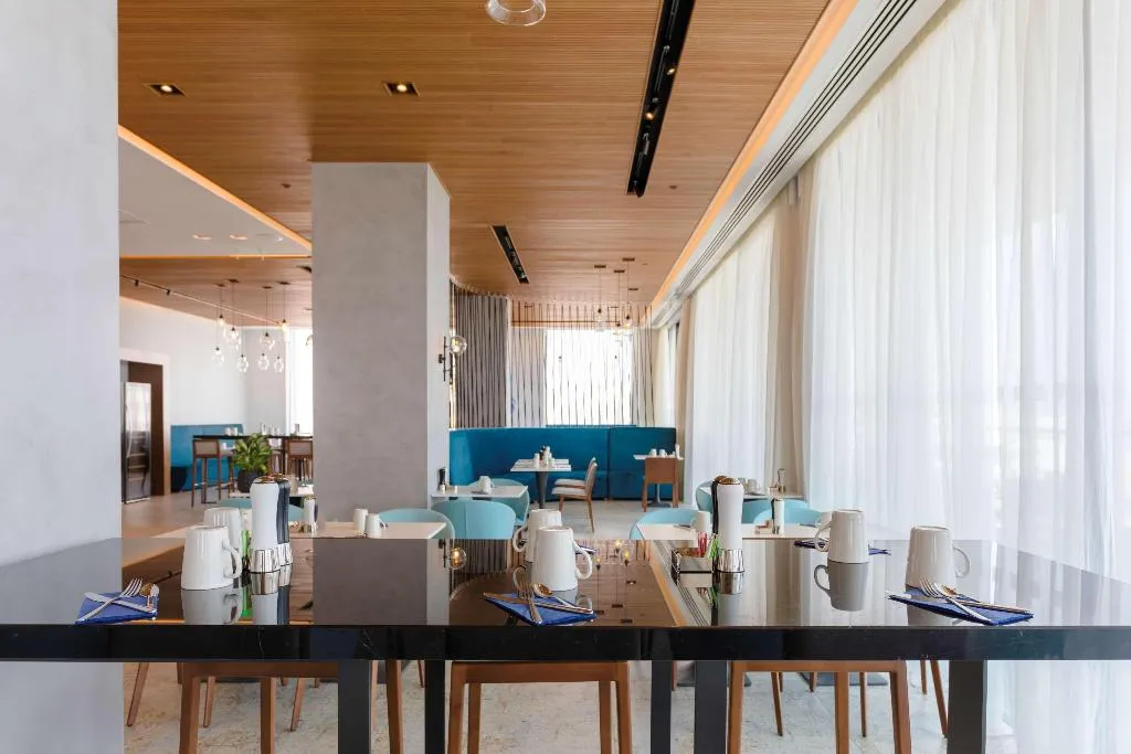 Restaurant, Radisson Blu Hotel Larnaca, Cyprus