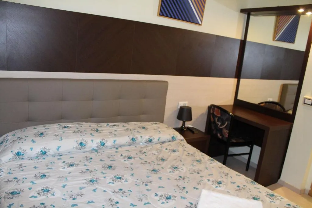 Room, Colombo Hotel & Hostel For Backpackers, Venice