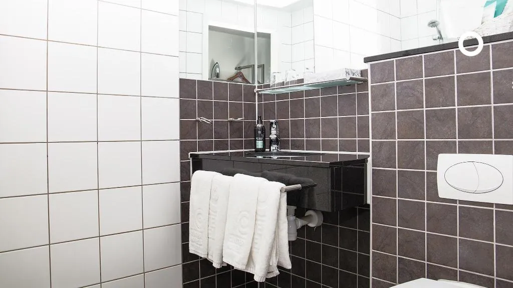 Double or Twin DELUXE Room, Center Hotels Arnarhvoll, Reykjavik