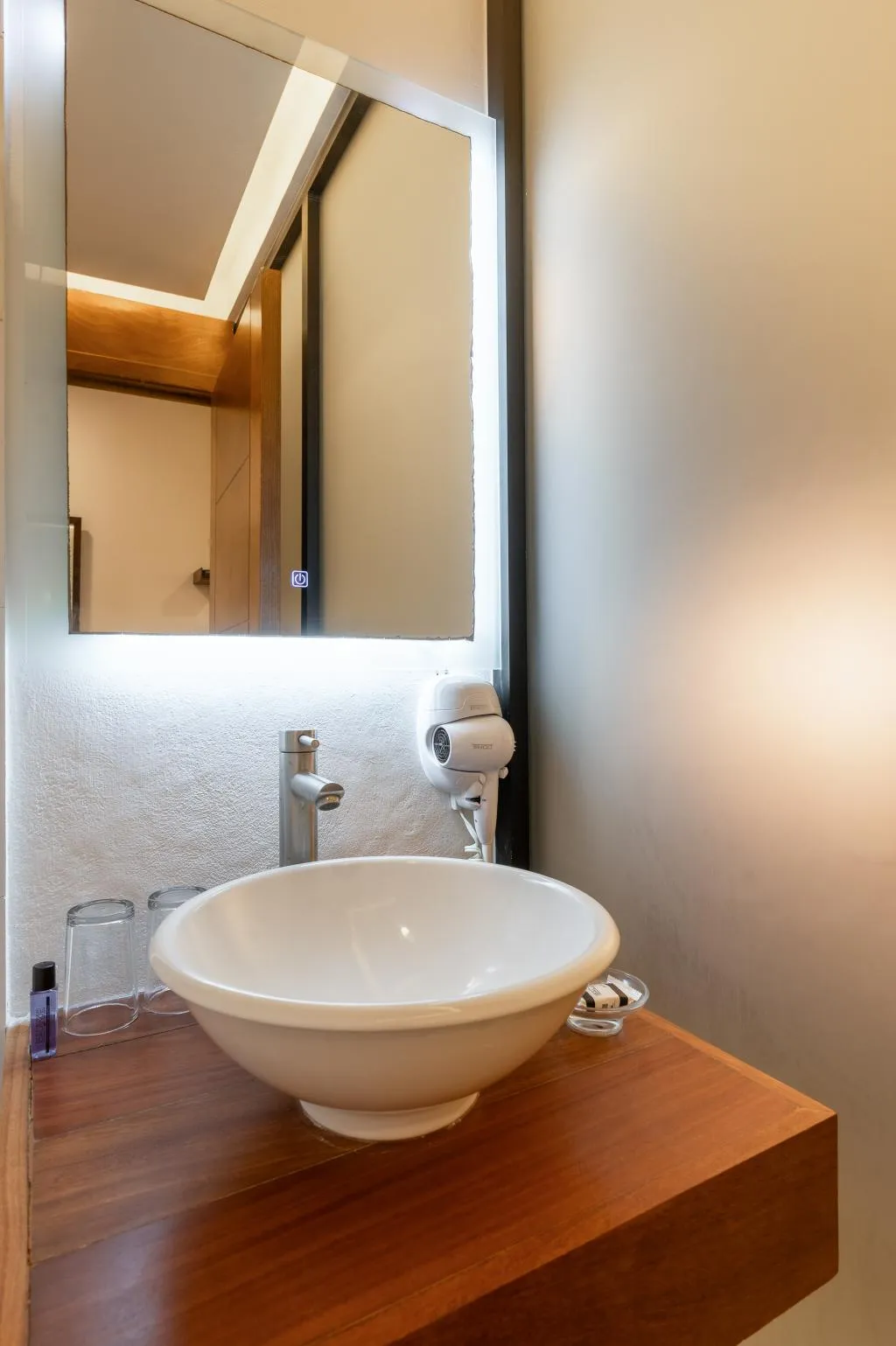 Room DELUXE KING BED Room, Marvic Hotel, Playa Del Carmen