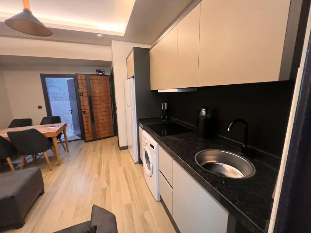 Room, Hayal Fener, Antalya