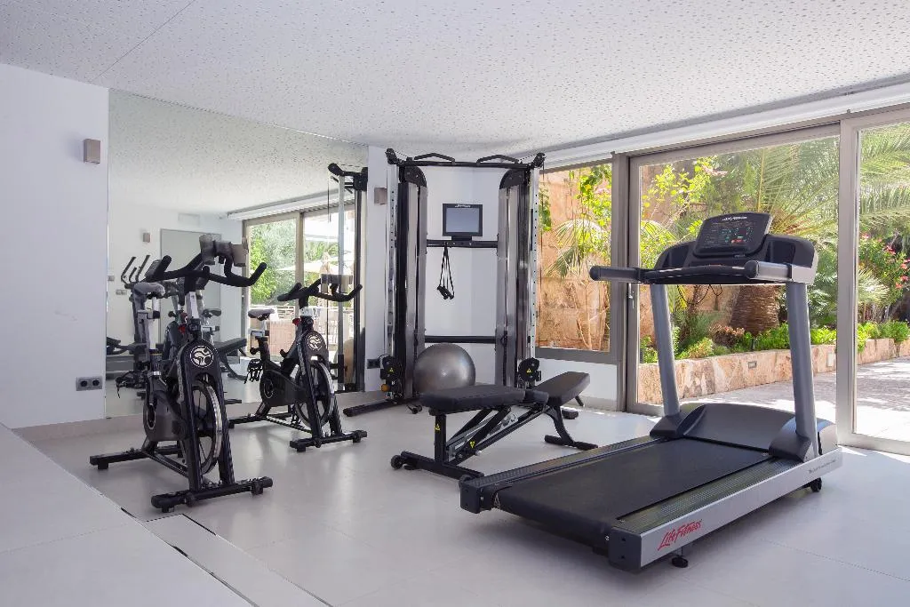 Sports and Entertainment, Hotel Saratoga, Majorca