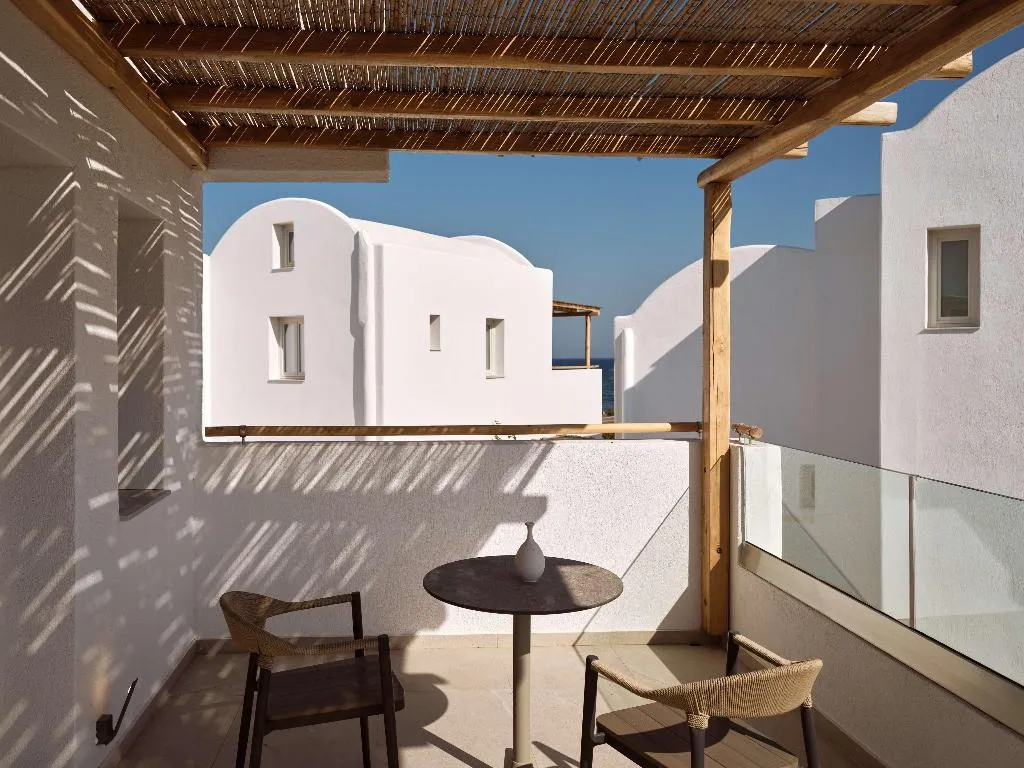 Room, Sea Breeze Santorini Beach Resort, Curio Collectio, Santorini