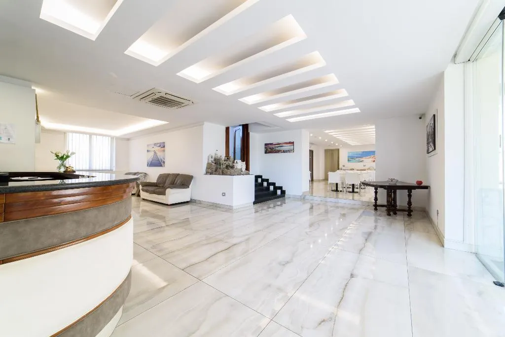 Lobby, Hotel La Mela, Naples