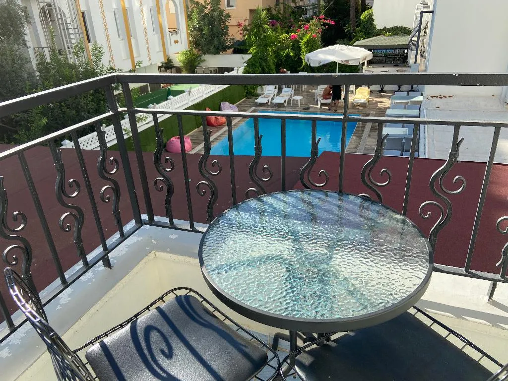 TRIPLE COMFORT Room, Sereni̇ty Sui̇t Otel, Antalya