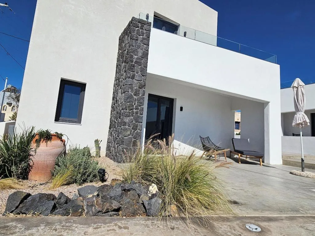Room, MyLithos Suites, Santorini