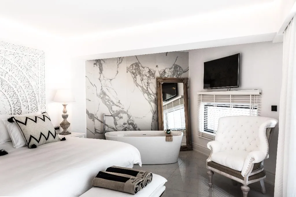 SUITE HONEYMOON Room, Abaton Island Resort & Spa, Crete