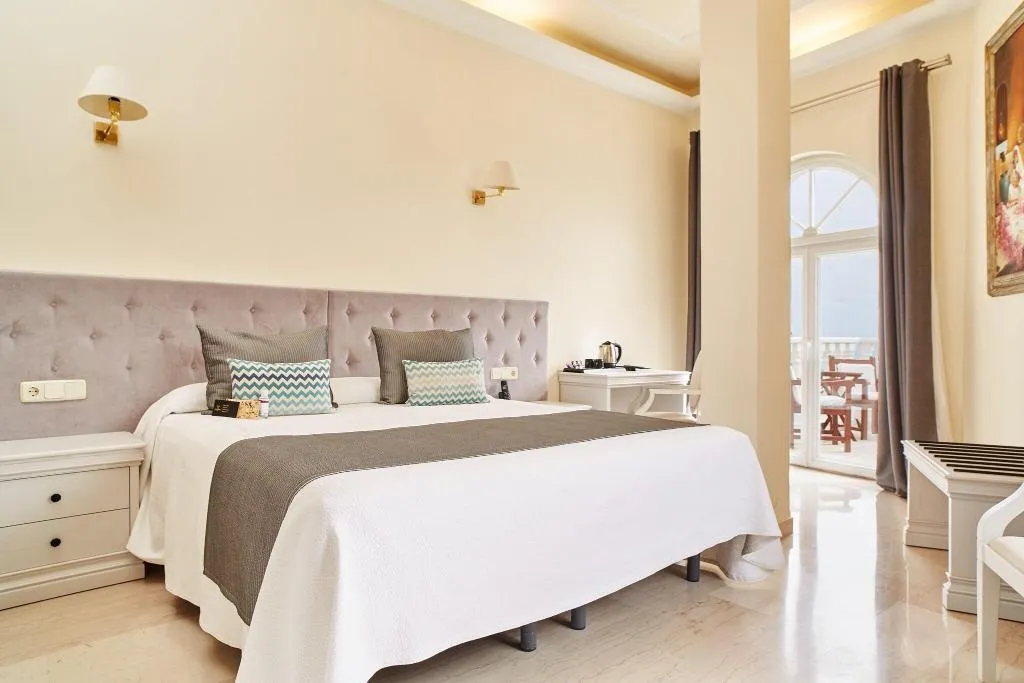Room, Grand Hotel Palladium, Ibiza