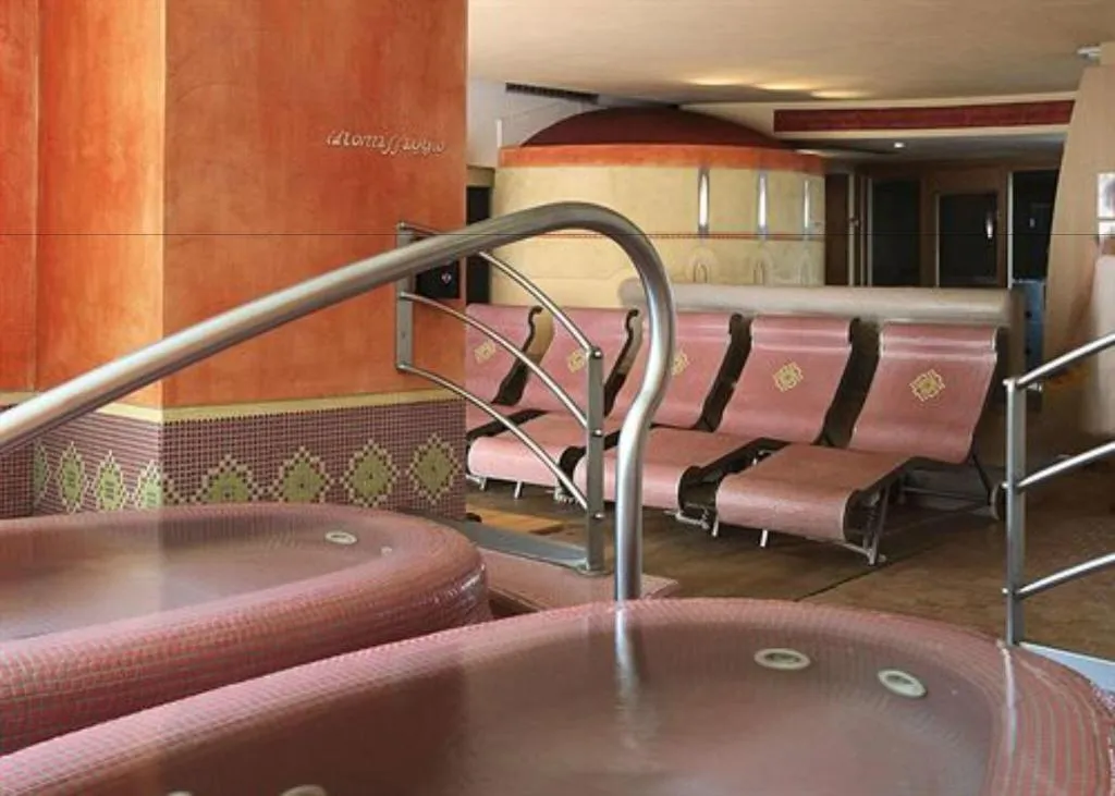 Sports and Entertainment, Hotel Maggior Consiglio, Venice