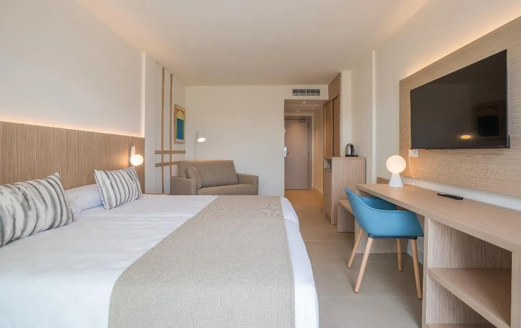 Double or Twin STANDARD Room, Apartamentos Sol de Alcudia, Majorca