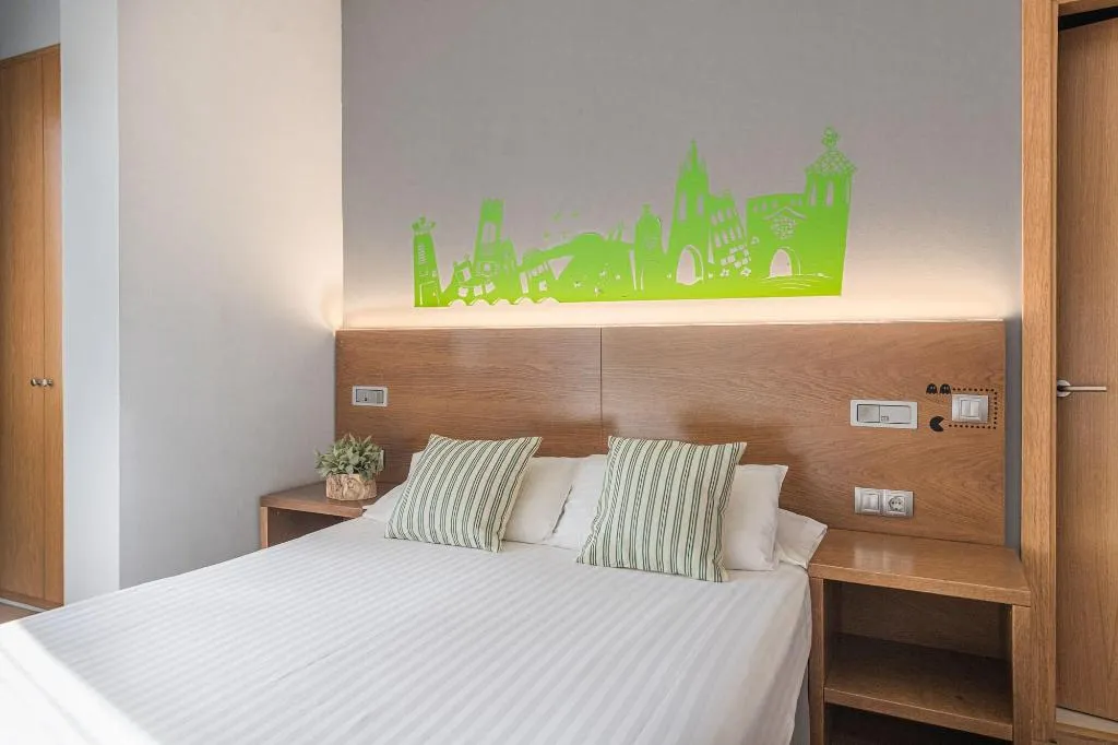 Room, Erba By Pillow, Costa Brava