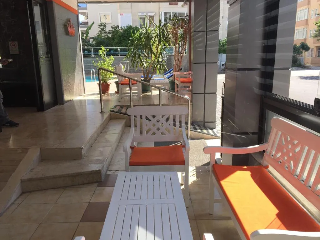 Terrace, Cleopatra King Apart, Antalya