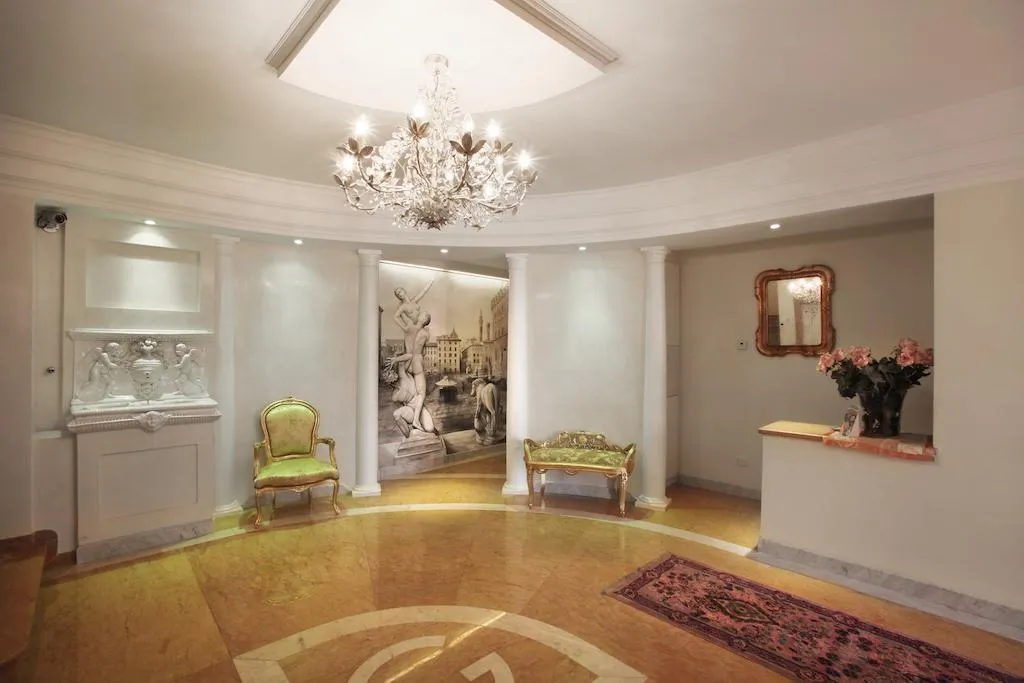 Lobby, Villa Lucrezia Firenze, Florence