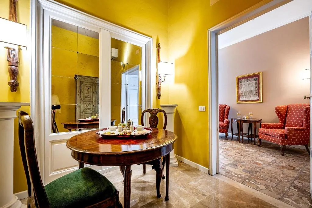 DOUBLE SUPERIOR CITY VIEW Room, Cerretani Palace Luxury B&B, Florence