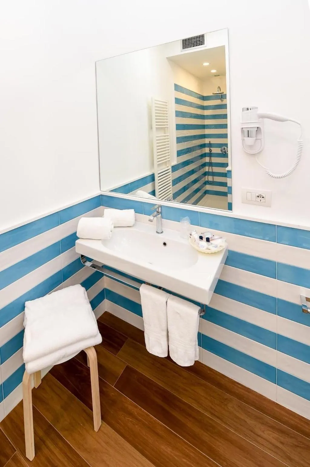 Room, Casa Pantone, Naples
