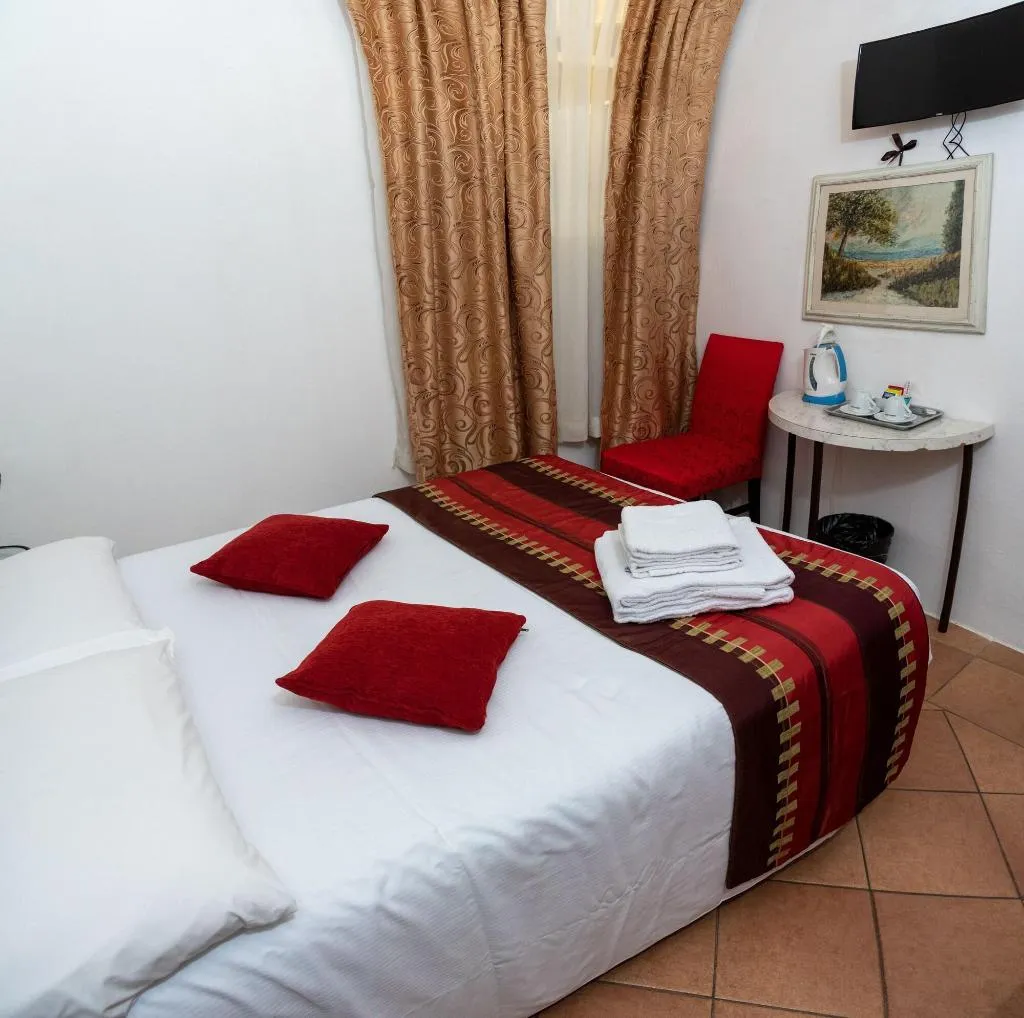 Room, Dei Mori Firenze, Florence