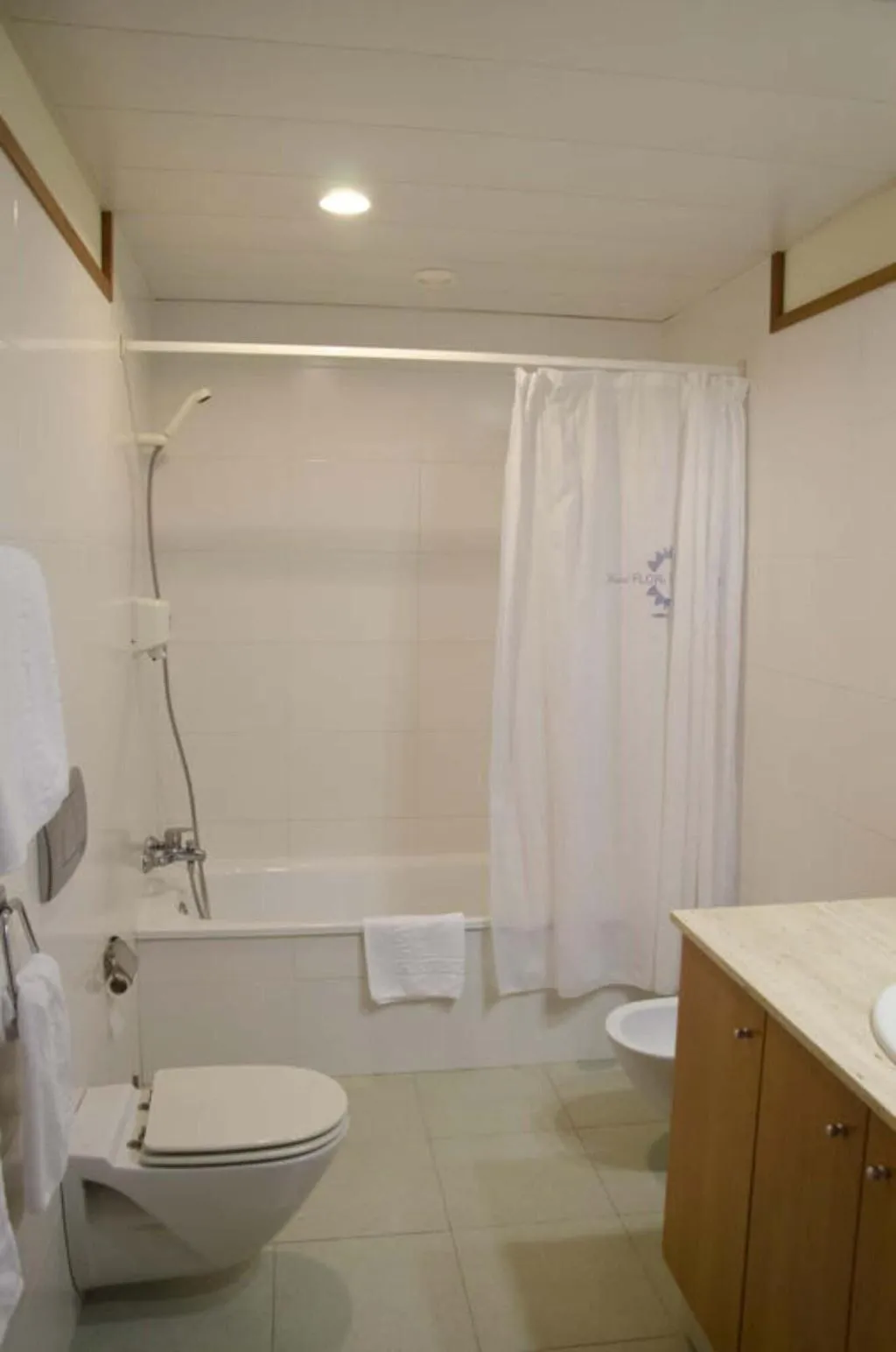 TWIN STANDARD Room, Flora Parc, Barcelona
