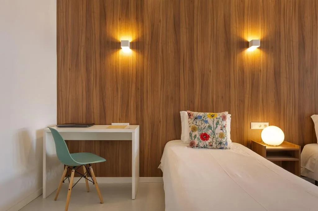 Room, Next Inn, Algarve