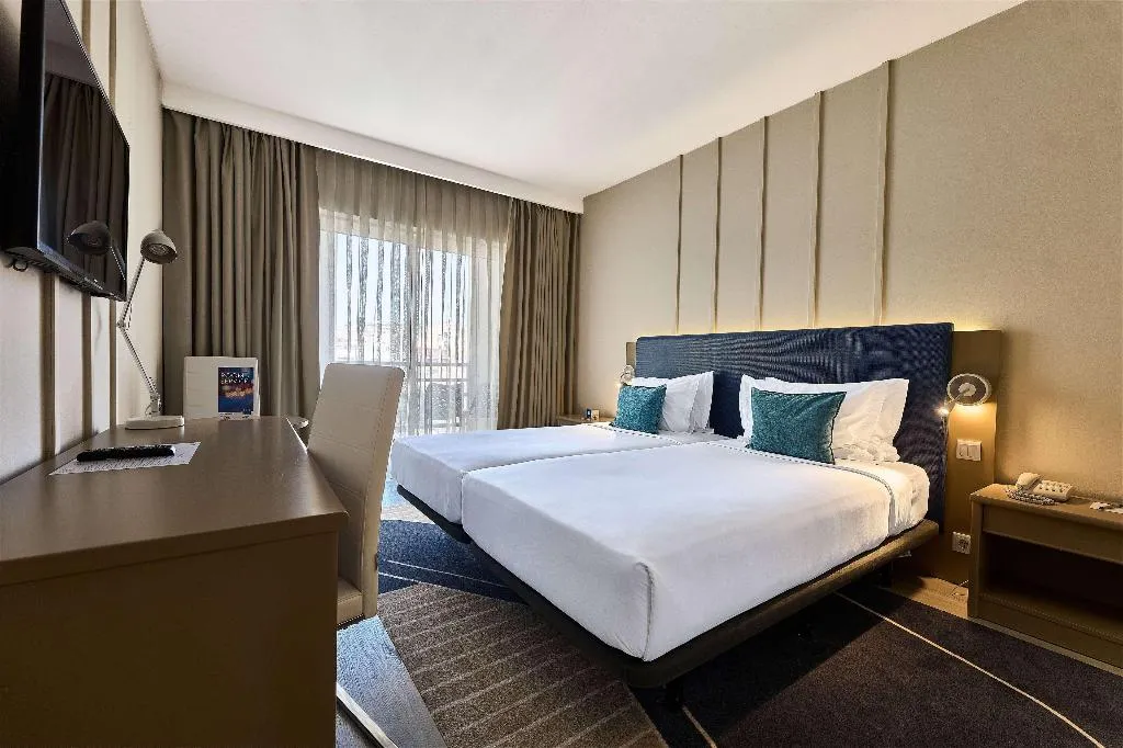 Room, Tryp Lisboa Caparica Mar Hotel, Lisbon