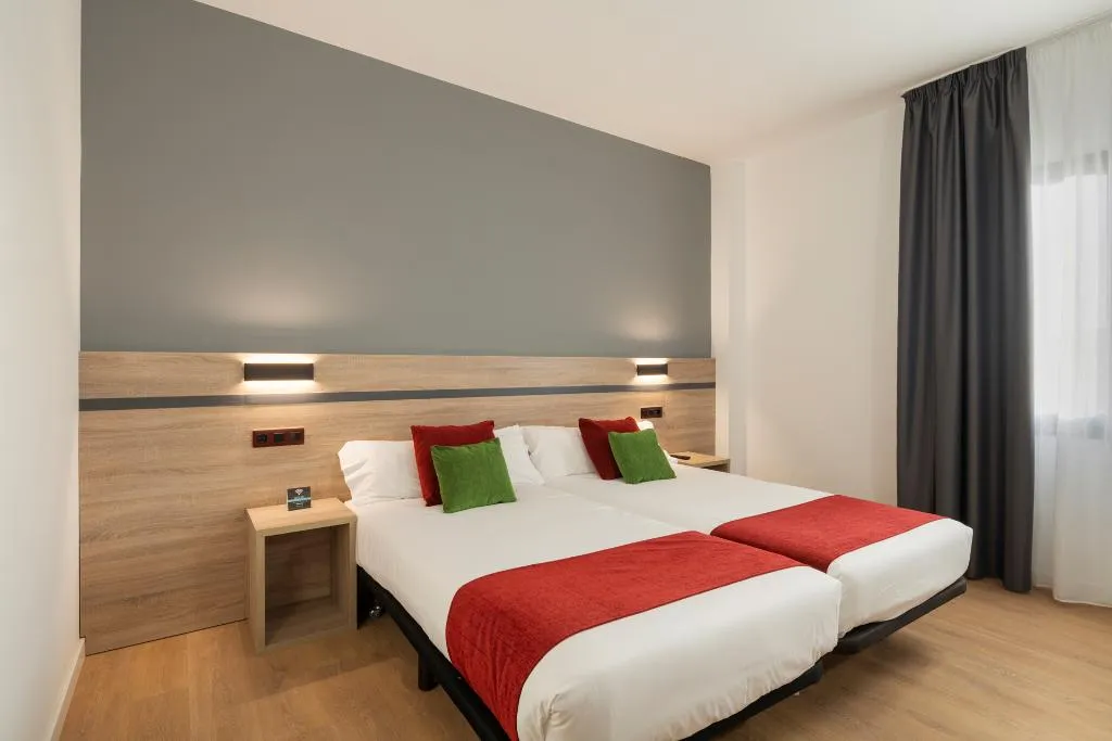 DOUBLE ECONOMY Room, Alda Malvasia, Valencia