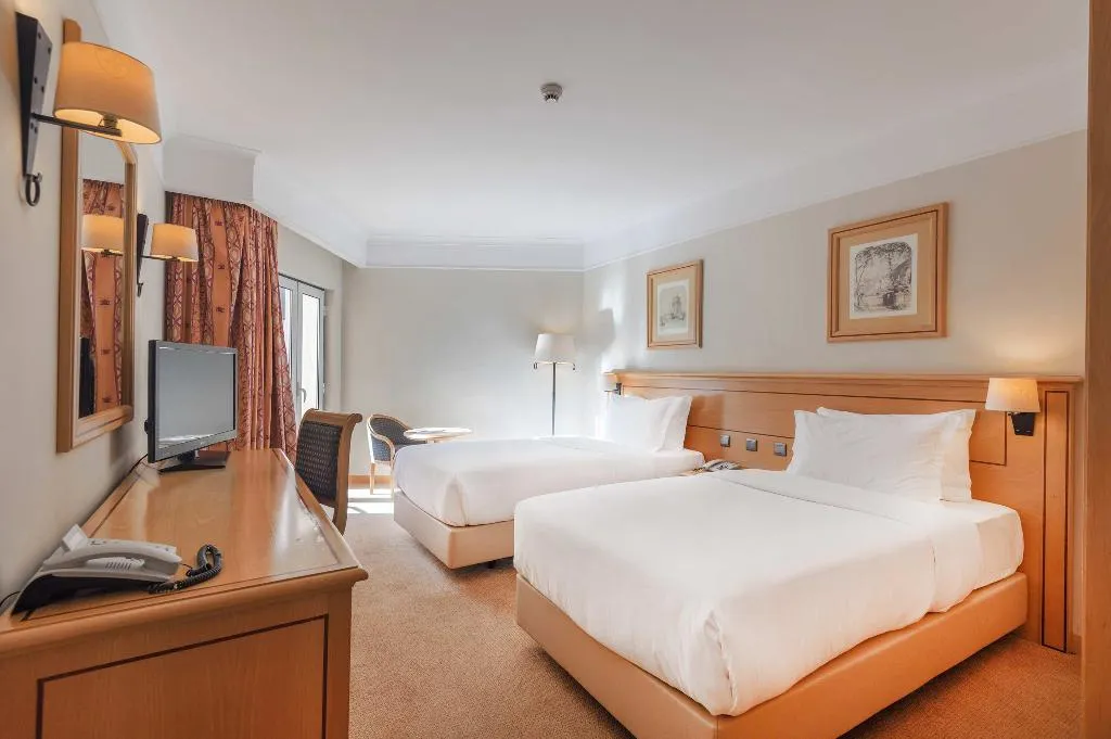 Double or Twin STANDARD Room, Real Palacio, Lisbon