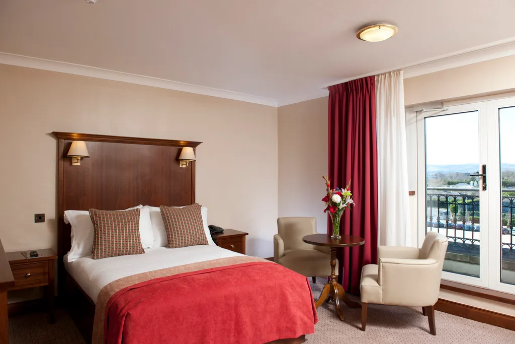 DOUBLE DELUXE Room, Clayton Hotel Ballsbridge, Dublin