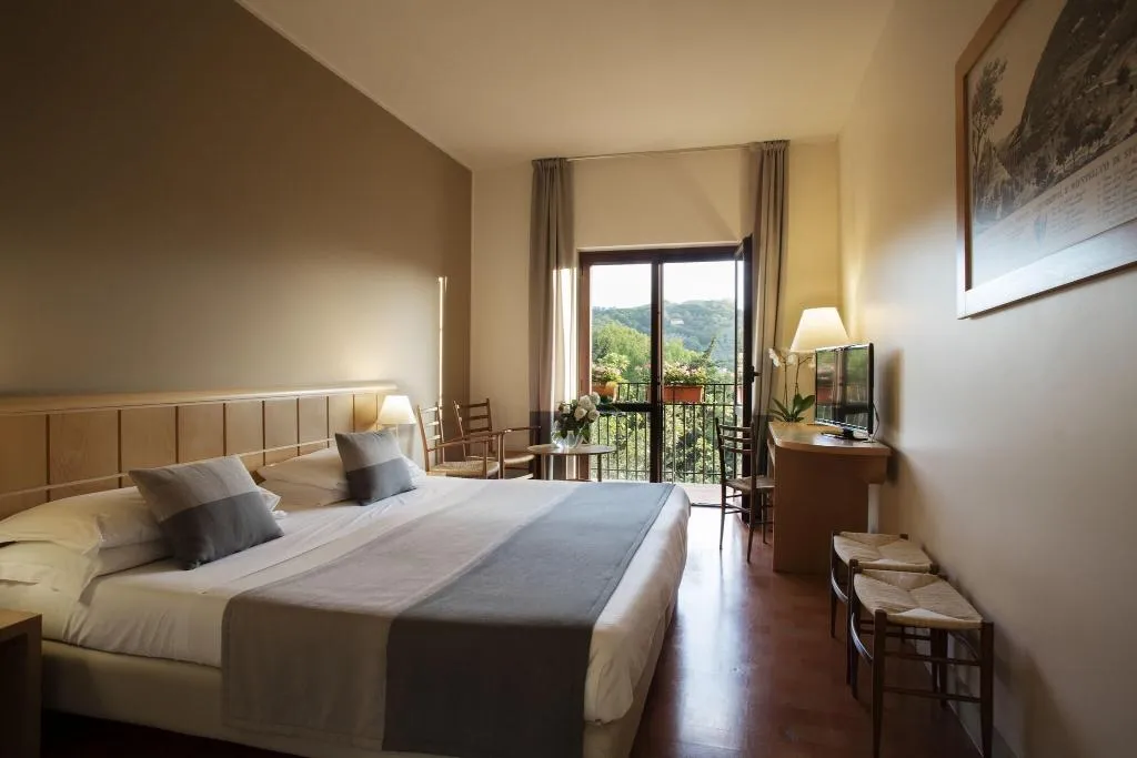 Room, Hotel Dei Duchi, Perugia
