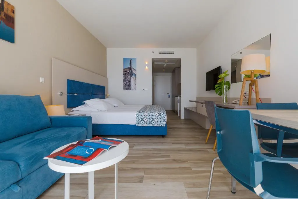 STUDIO SEA VIEW Room, Romana Beach Apartments, Split