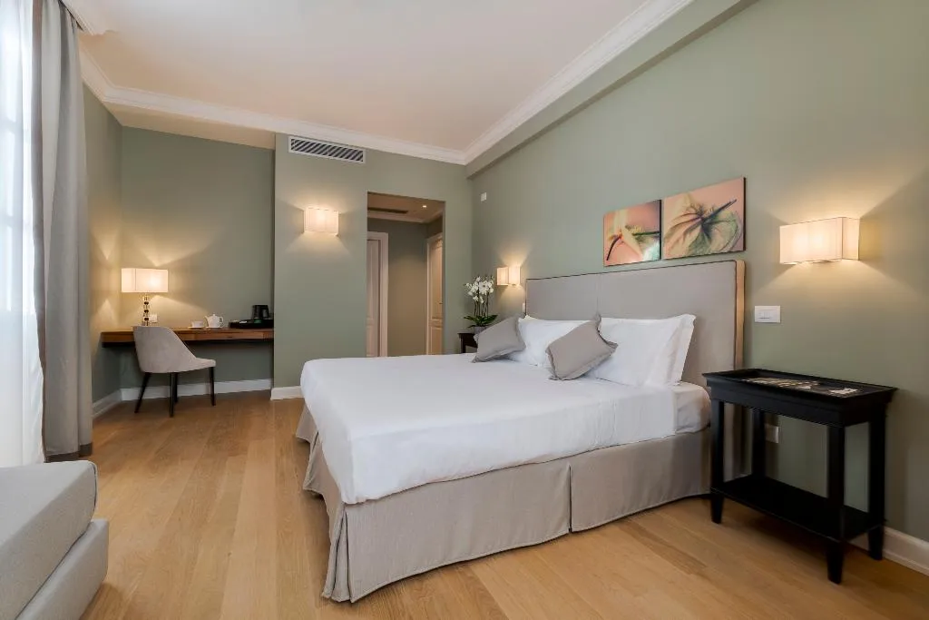 DOUBLE DELUXE Room, Villa Neroli, Florence