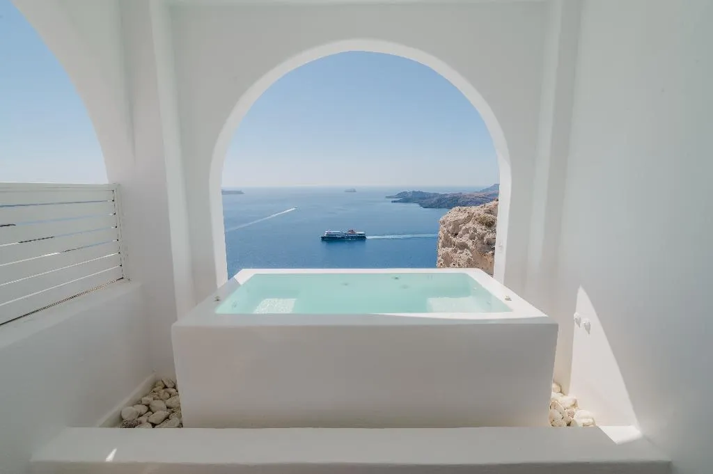 DOUBLE SEA VIEW HONEYMOON Room, Apeiron Blue Santorini - Apeiron Hotels, Santorini