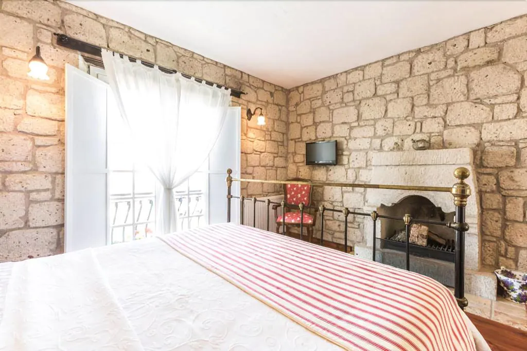 Room, Asma Han Hotel, Izmir