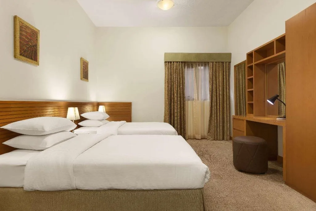 STUDIO STANDARD Room, Ramada Hotel & Suite Ajman, Dubai