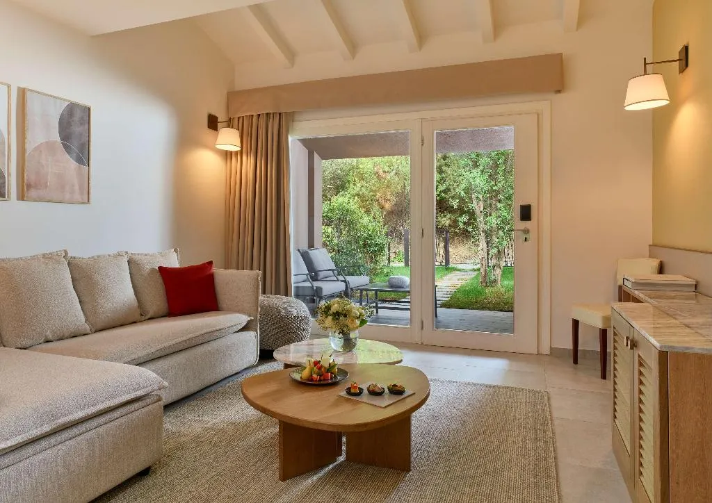 SUITE KING SIZE BED Room, Conrad Chia Laguna Sardinia, Cagliari