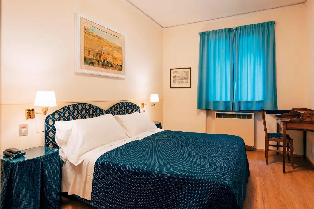 DOUBLE BASIC Room, San Luca Cortona Hotel, Perugia