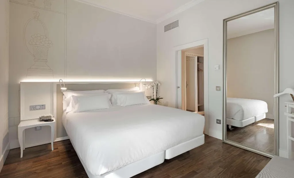 Room, NH Collection Madrid Abascal, Madrid