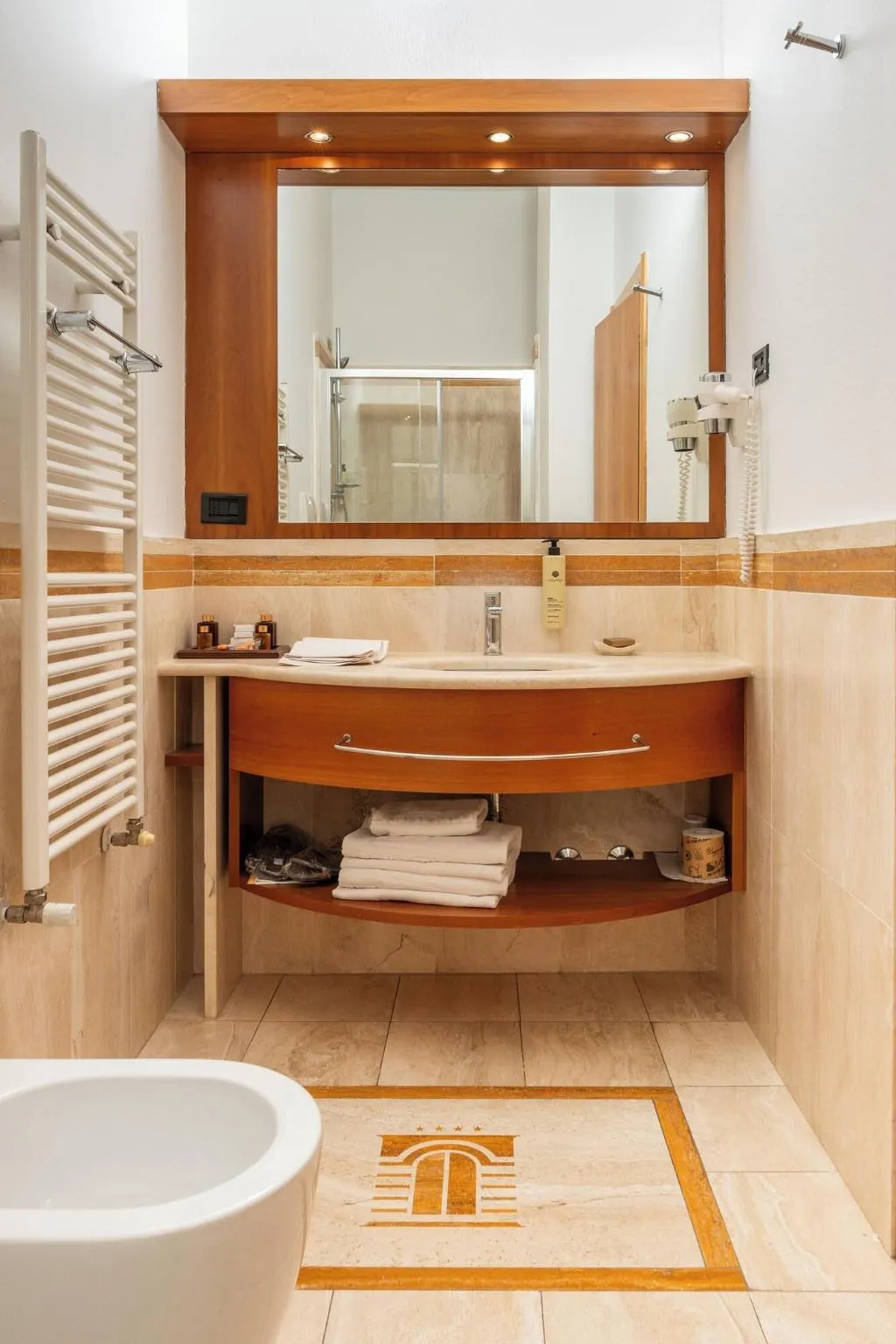 SINGLE SUPERIOR Room, Hotel Royal Falcone, Milan