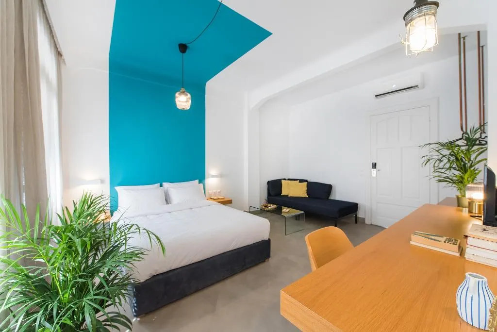 JUNIOR SUITE WITH BALCONY Room, MONK Monastiraki Suites, Athens