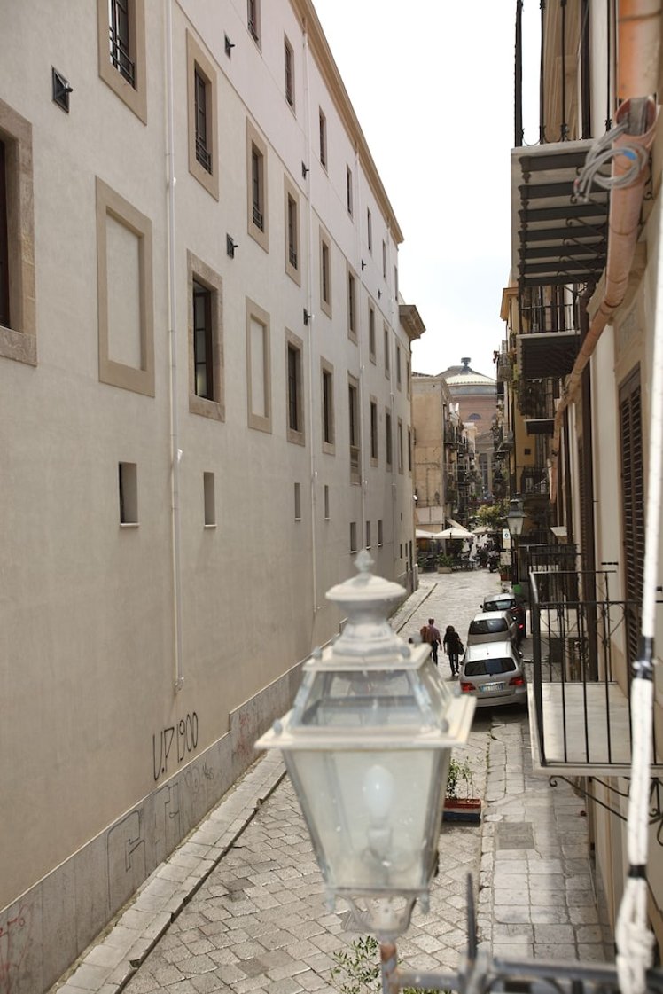 B&B Teatro, Palermo