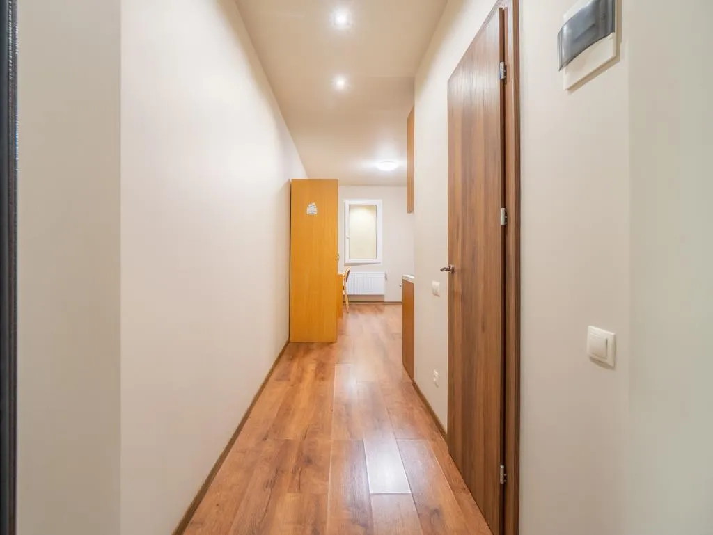 TWIN STANDARD Room, Rvr Smart Apartment With Parking And Self-check In, Riga