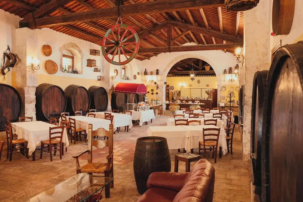 Restaurant, Villa Giulia Agriturismo, Catania