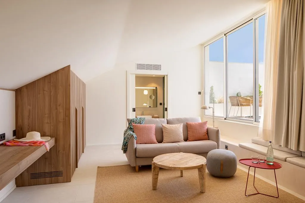 SUITE PENTHOUSE Room, Atzavara Hotel Spa, Costa Brava