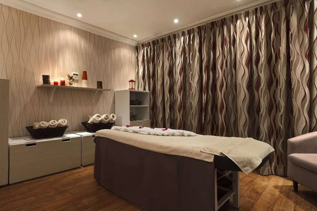 Sports and Entertainment, Ramada Hotel & Suite Ajman, Dubai