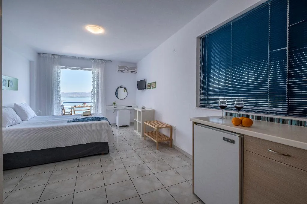 STUDIO SEA VIEW Room, Meli Apartments & Villas, Kalamata