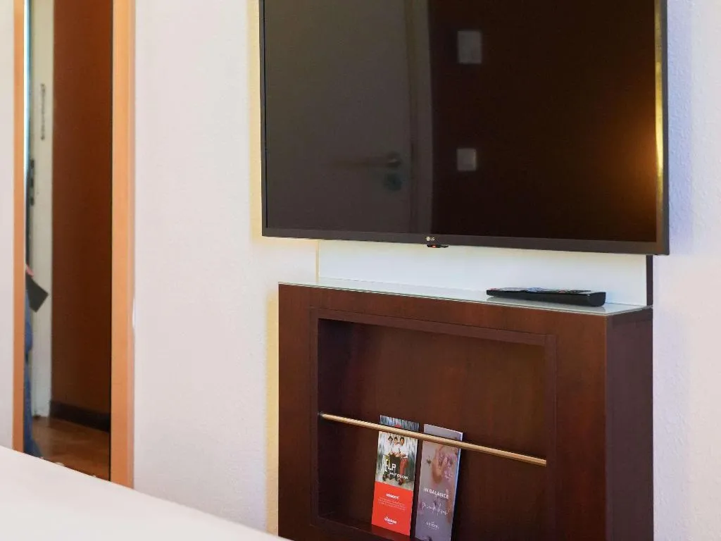 DOUBLE STANDARD Room, Ibis Tunis, Tunisia