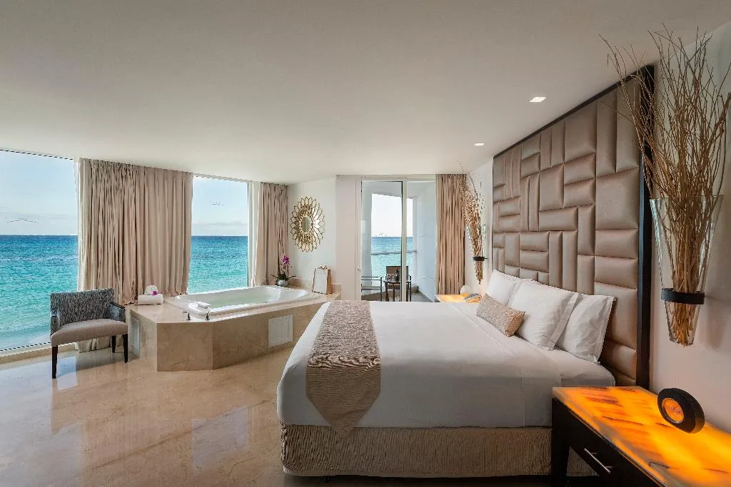 DOUBLE STANDARD Room, Playacar Palace All Inclusive, Cancun Area