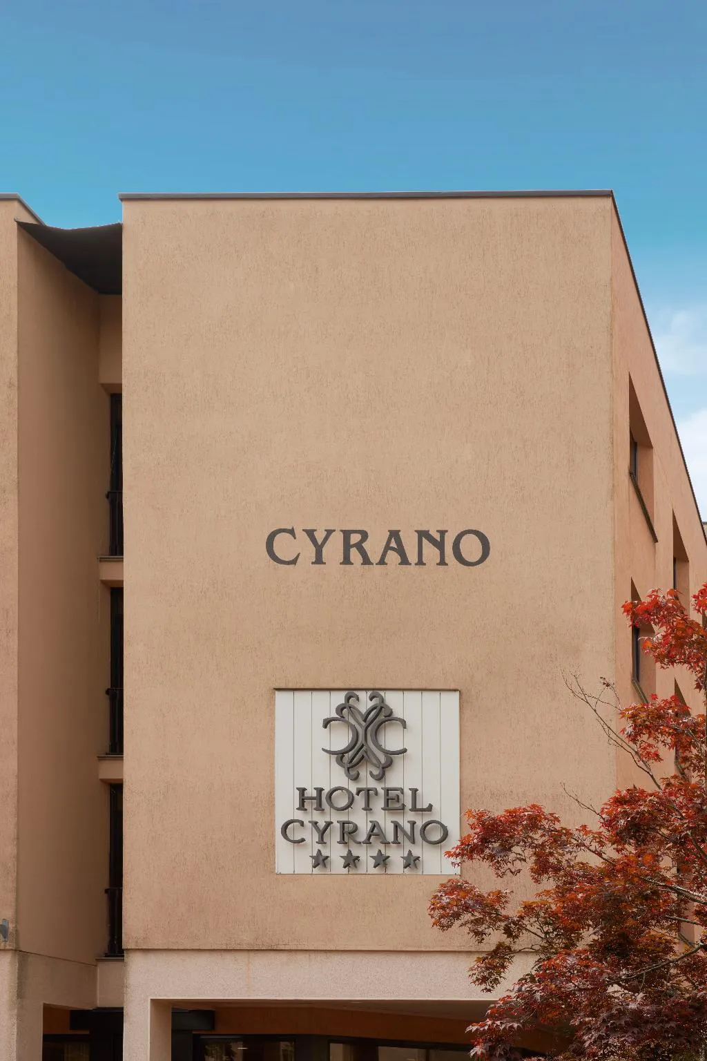 General view, Cyrano, Milan