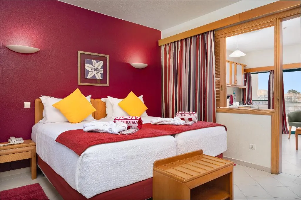 APARTMENT ONE BEDROOM Room, Grand Muthu Forte da Oura, Algarve