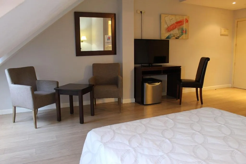 Room, Apartahotel Villa De Parla, Madrid
